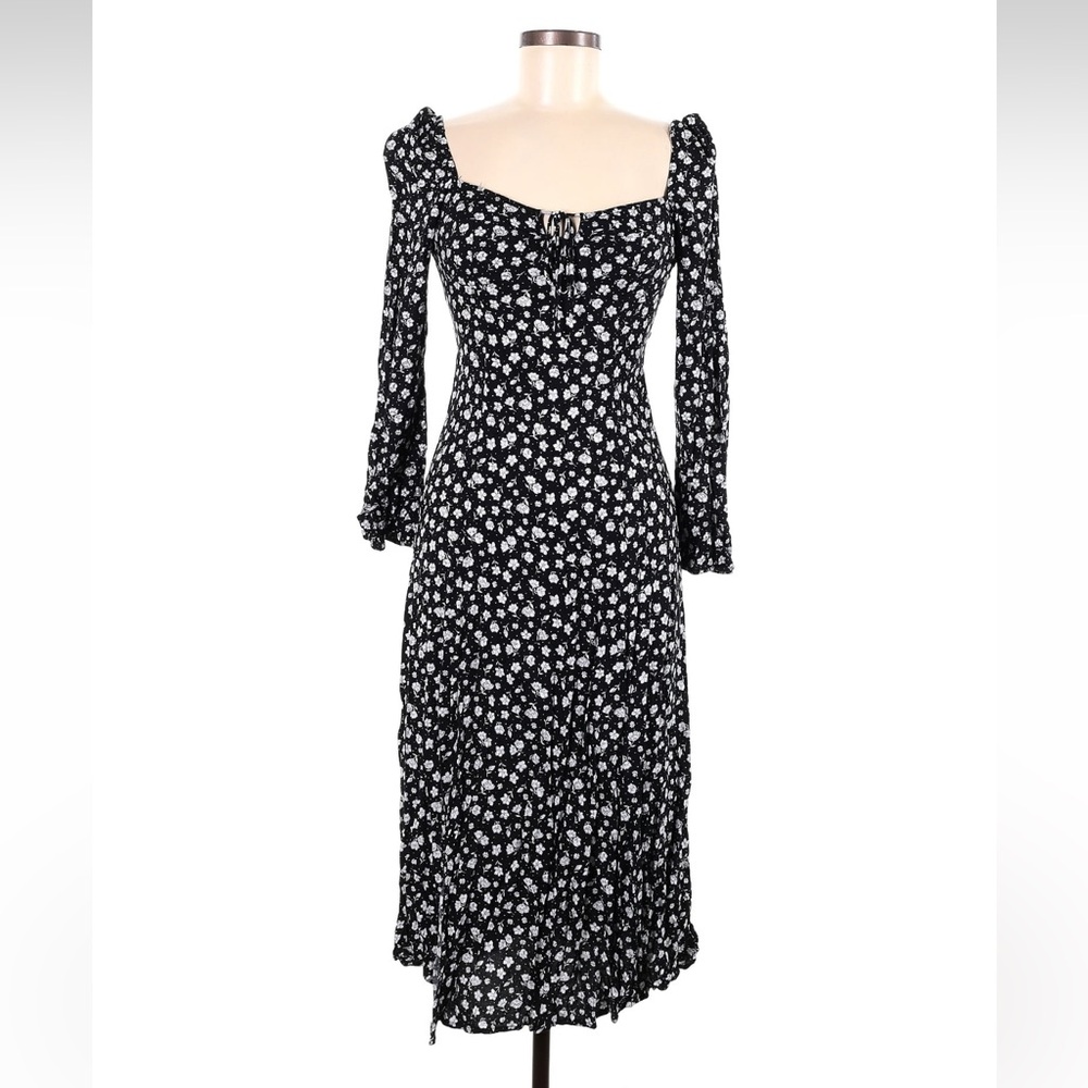 Carly Jean Black Floral Long Sleeve Midi Dress